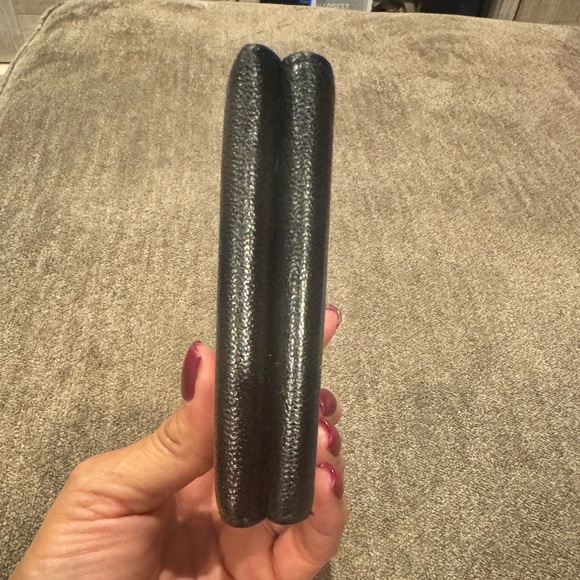 Chanel Compact Leather Wallet - Picture 6 of 13